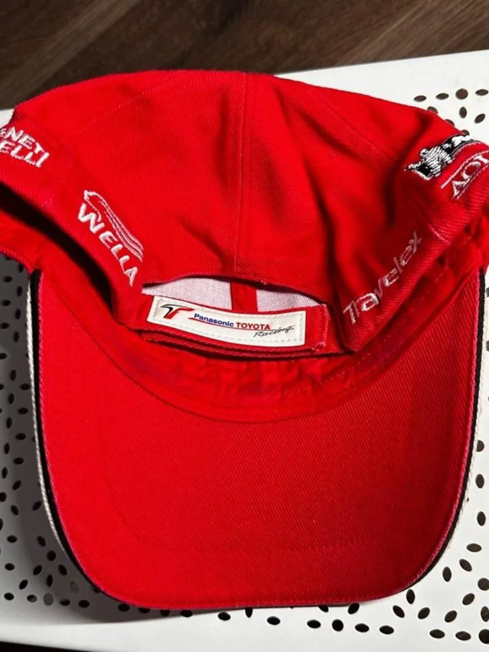 TOYOTA F1 RED RACING CAP - Picture 6 of 7